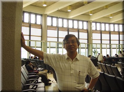 01-01-02 A shot in the boarding room in CKS Airport in Taoyuan, Taiwan.JPG