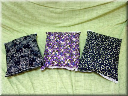 04-04-03-06 The lavender-smell pillows we made in Flowerland in Furano.jpg