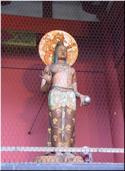 25 A goddess statue of Kaminari Temple in Asakusa.jpg