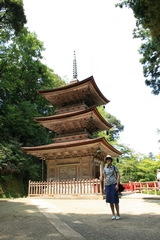 04-06-06 At a tower temple