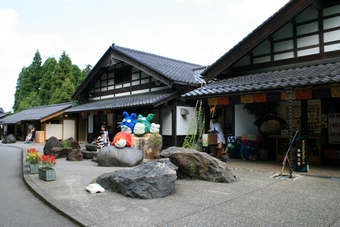 04-07-02 Exhibition Houses in Yu-no-kuni-no-mori village