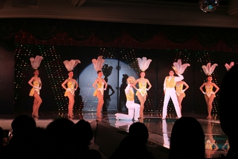 04-13-03 Opera show by Kagaya Setsugetsuka Kagenki-dan