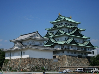 06-02-02 Nagoya Castle - another view