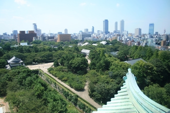 06-03-02  Overlooking Nagaya from Tenshukaku