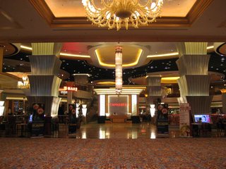 Day 2--- 01-01 Slot machine games, Venetian Resort --- Entrance of Casino