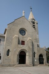 Day 4--- 04-01 Penha Church - exterior