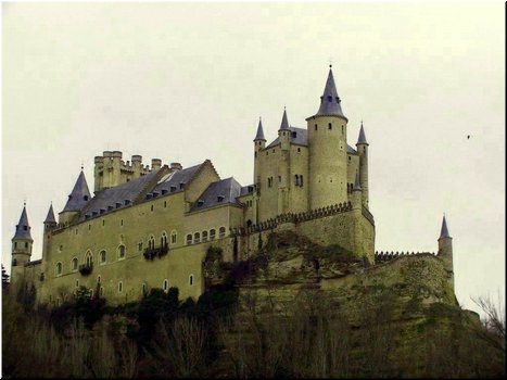 10---2_7_Segovia Castle --- 03 Another look at the castle.jpg