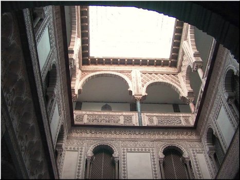 22---2_9_Seville - Reales Alcazares Palace --- 07 Courtyard scenes B.jpg