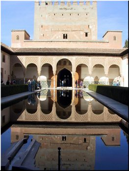 27---2_10_Alhambra - views --- 02 A view of the pond in the courtyard of the palace.jpg