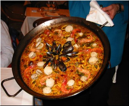 36---2_11_Sea Food Restaurant --- 05 The most famous and delicious sea food in a pan.jpg