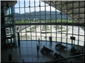 02 Hsinchu High Speed Rail Station - A look at outside from the platform.jpg