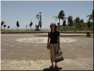 14 Cijin Beach Park.jpg