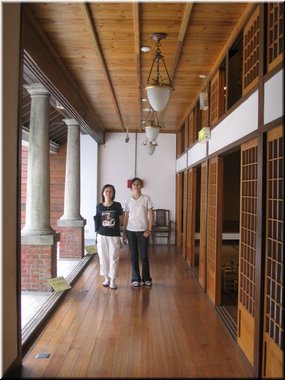 07 Left corridor of the main hall.jpg