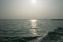Boat cruise in Dapeng Bay