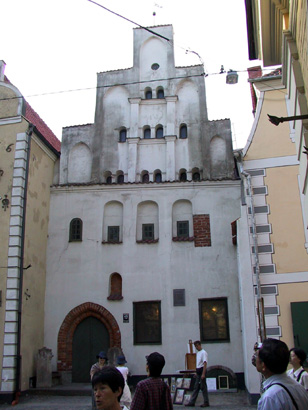 06