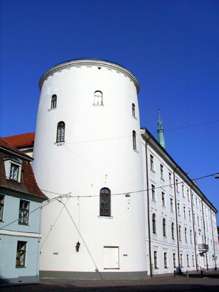08