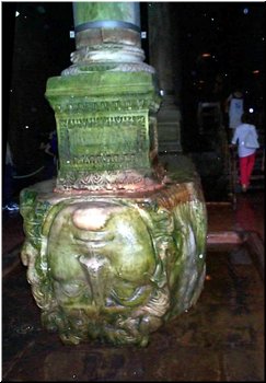 49 A pole in underground water reservoir, Istanbul, Turkey.JPG