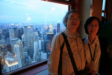 D04-08-04_On top of Empire State Building.jpg