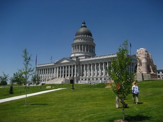 02-04-1 Utah State Capitol