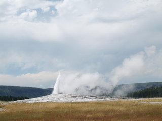 04-10-3 The geyser erupts surprisingly on predicted times for decades