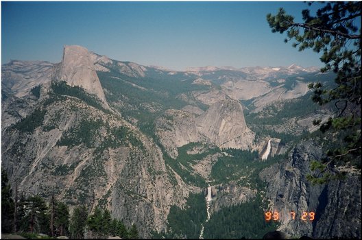 04 Half Dome (left) seen at Glacier Point in Yosemite (July 29).jpg