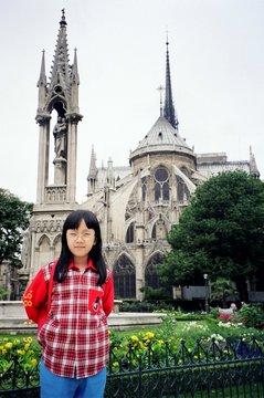 France 1998---D02-02-03 Meimei at the same spot.jpg