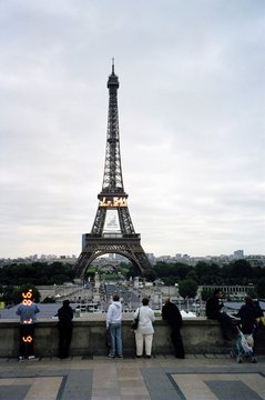 France 1998---D02-03-01 A look at Eiffel tower.jpg