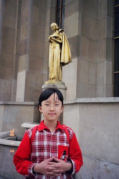 France 1998---D02-03-04 Meimei in front of a golden statue nearby.jpg