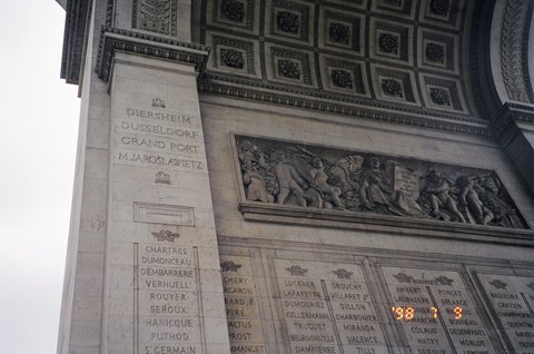 France 1998---D02-04-04 An arch wall full of famous people's names.jpg