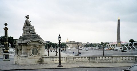 France 1998---D02-06-01 Place de la Concorde over Seine River.jpg