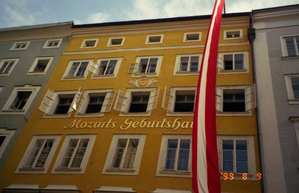 Austria 1999---08-09C 14 House of Mozart .jpg