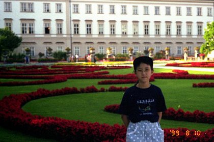 Austria 1999---08-09D 04 Meimei's turn.jpg