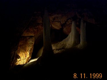 Austria 1999---08-11A 03 A scene of Dachsteinhohle ice cave in Austria.jpg