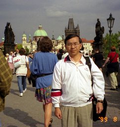 Czech 1999---10-03 09 Papa took a shot on the bridge.jpg