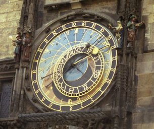 Czech 1999---10-04 05 A closer look.jpg