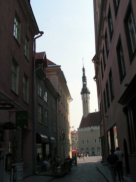 Estonia 2002---D1-02 04 A view of Town Hall Tower through a narrow lane.jpg