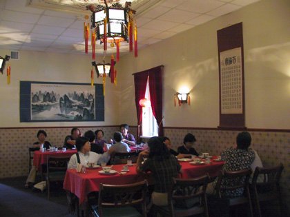 Estonia 2002---D1-04 06 Restaurant decoration good but food incredible.jpg