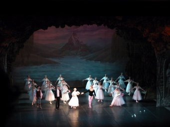 B2--02 Ballet in Mussorsky Theater ---Gzizelle, St. Petersburg, Russia.jpg