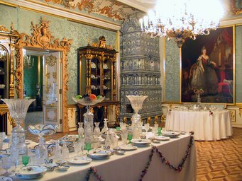 B3--07 The Blue Drawing Room in Peterhof, St. Petersburg, Russia.JPG