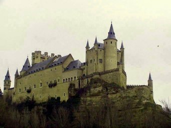 Spain 2002 - 10---2_7_Segovia Castle --- 03 Another look at the castle.jpg