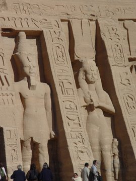 Egypt 2004---D08-02-16 The statue of Nefertari is to the right of that of Ramses II.jpg