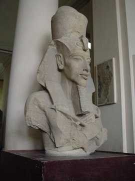 Egypt 2004---D09-03-10 King Amenhotep IV (Akhenaten) statue in Egypt Museum in Cairo.jpg