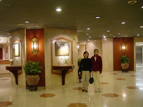 Egypt 2004---D09-05-01 Another Sheraton Hotel in Cairo where we stayed.jpg