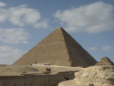 Egypt 2004---D10-03-01 Khufu Pyramid.jpg
