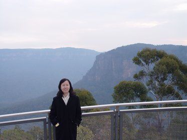 Australia 2006---02-04-05 Before Jamison Valley in Echo Point.jpg