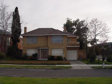 Australia 2006---05-01-02 Typical modern houses seen in Australia.jpg