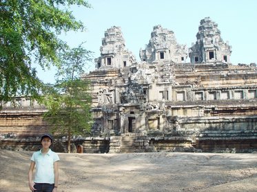 Cambodia 2006 --- Day 02-04 Takeo --- 01 A full view of the historical site of Takeo.jpg