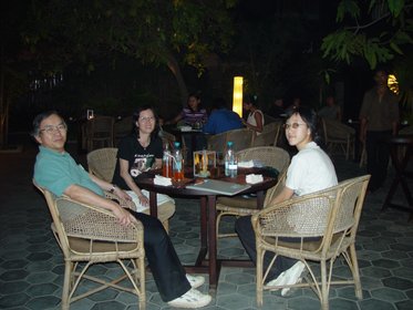 Cambodia 2006 --- Day 03-12 Dinner (Viroth's Restaurant) --- 01 We had dinner in a French restaurant.jpg