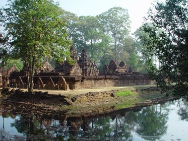 Cambodia 2006 --- Day 04-01 Banteay Srei --- 02 An overview of the temple.jpg