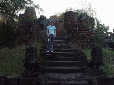 Cambodia 2006 --- Day 04-07 Bakong --- 02 How old is the ruin-completed in 881 A.D..jpg